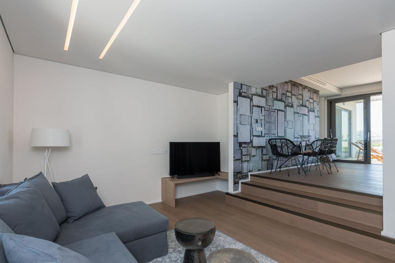 Onira Suite Dreams Limenas Chersonisou Exterior foto
